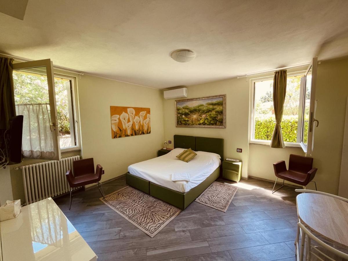 Montebello Lecco Rom bilde